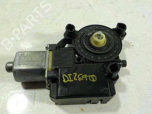 Used Right rear window motor VW POLO V (6R1, 6C1) 1.6 TDI (90 hp) 8913091