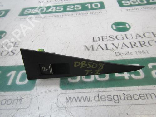 Used Left rear window switch Left rear window switch SEAT LEON (1P1) 1.9 TDI (105 hp) 3866286 3866286