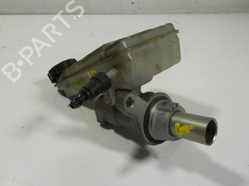 Used Brake master cylinder FORD FOCUS III [2010-2020]  15880279