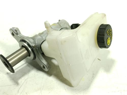 Brake master cylinder SKODA KAROQ (NU7, ND7) 1.5 TSI | BP36075681M77 - Image 2