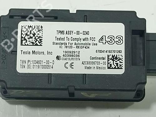 Modulo electronico Modulo electronico TESLA MODEL S (5YJS) P85 (421 hp) 39909659 39909659