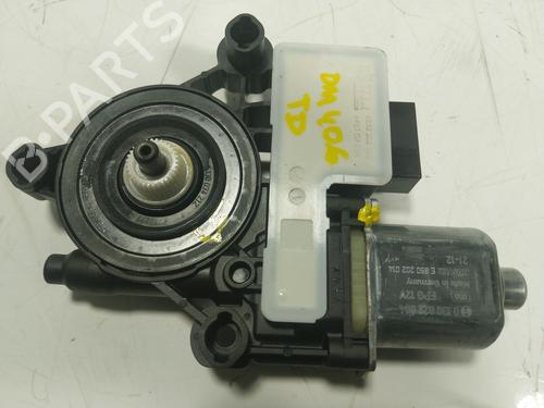 Used Right rear window motor Right rear window motor VW T-CROSS (C11, D31) [2018-2026] 17380554 17380554