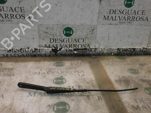 Used Front windshield wiper arm Front windshield wiper arm RENAULT CLIO II (BB_, CB_) [1998-2016] 3783619 3783619