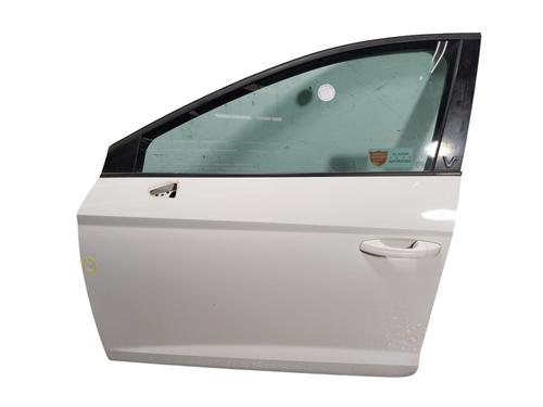 left-front-door-seat-leon-st-5f8-2012-2013-2014-2015-2016-2017-2018-2019-2020-36394737 main image