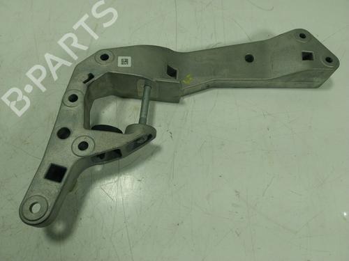 Used Support Support BMW 8 Coupe (G15, F92) 840 d xDrive (320 hp) 23643912 23643912