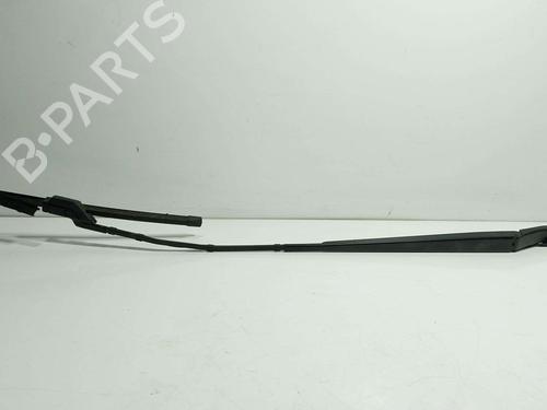Used Front windshield wiper arm Front windshield wiper arm 39379825 39379825