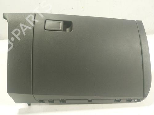 Used Glove box Glove box VW POLO VI (AW1, BZ1, AE1) 1.0 TSI (95 hp) 18242361 18242361