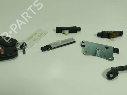 Ignition barrel TOYOTA COROLLA Hatchback (_E21_, _EA1_, _EH1_) 1.8 VVTi Hybrid (ZWE219) | BP39666880M48 - Image 2