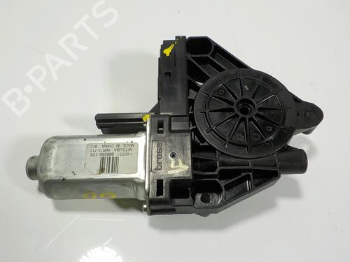 Right front window motor VOLVO V40 Cross Country (526)  | BP13242290E20 