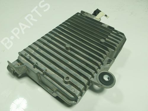 Used Electronic module Electronic module TESLA MODEL Y (5YJY) Long Range All-wheel Drive (514 hp) 16665733 16665733