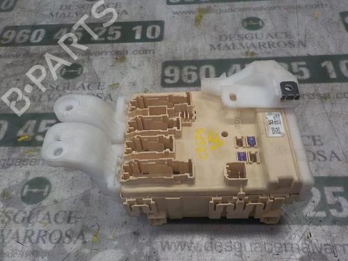 Used Fuse box Fuse box TOYOTA AURIS (_E18_) 1.8 Hybrid (ZWE186_, ZWE186R) (136 hp) 3863311 3863311