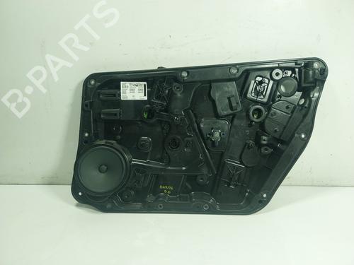 Vindusheismekanisme høyre foran MERCEDES-BENZ GLA-CLASS (X156) GLA 180 (156.942) (122 hp) 17110276