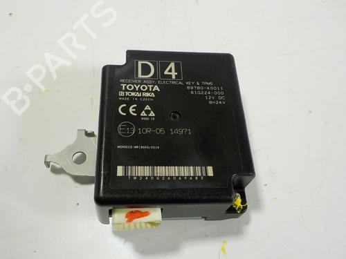 Used Electronic module Electronic module TOYOTA YARIS (_P21_, _PA1_, _PH1_) 1.5 Hybrid (MXPH11) (92 hp) 11193761 11193761