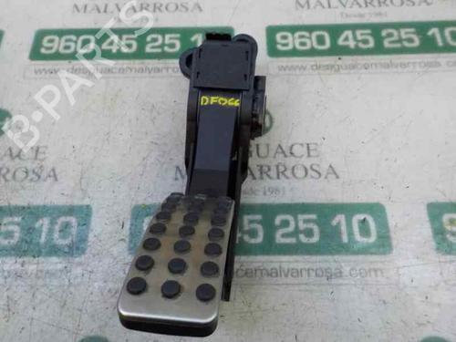 Used Pedal Pedal 5804736 5804736