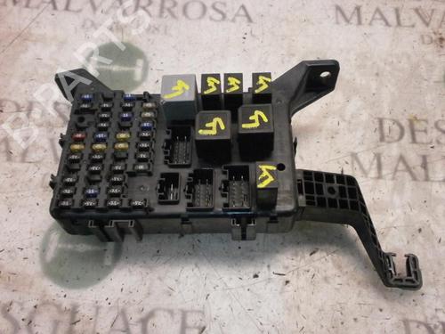 Used Fuse box Fuse box FORD MONDEO III (B5Y) 2.0 16V TDDi / TDCi (115 hp) 3792498 3792498