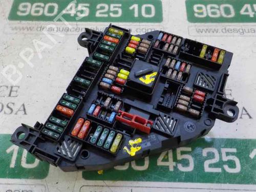 Used Fuse box Fuse box BMW 5 (F10) 530 d xDrive (258 hp) 6505887 6505887