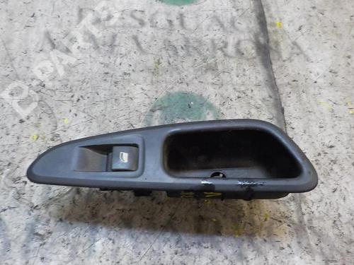 Used Left rear window switch Left rear window switch PEUGEOT 308 SW I (4E_, 4H_) 1.6 HDi (109 hp) 3852666 3852666