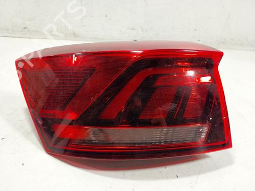 left-taillight-vw-t-roc-a11-d11-2017-33678524 main image