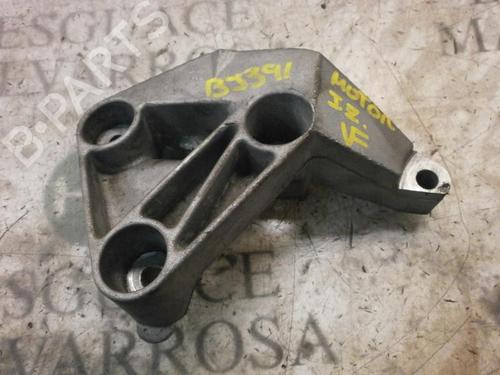 Used Engine mount RENAULT KANGOO / GRAND KANGOO II (KW0/1_) 1.5 dCi 85 (KW0K, KW0L, KW0B) (86 hp) 9079971