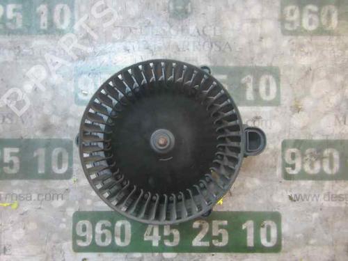 Used Heater blower motor Heater blower motor FORD TRANSIT COURIER B460 Box Body/MPV 1.5 TDCi (75 hp) 4001444 4001444