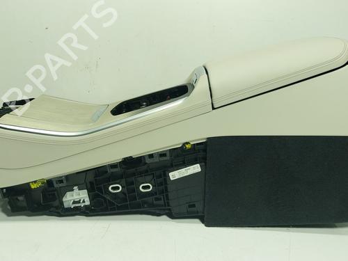 Armrest / Center console BMW X5 (G05, F95) xDrive 40 d Mild-Hybrid | BP30361823I20