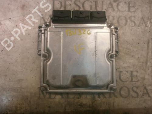 Used Engine control unit (ECU) NISSAN INTERSTAR Van (X70) dCI 90 (90 hp) 3801731