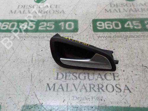 Used Rear right interior door handle FORD FOCUS III [2010-2020]  4752801
