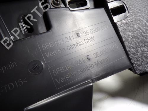 Armrest / Center console CUPRA LEON Sportstourer (KL8, KU8, KUD) 2.0 TSI 4Drive | BP15066996I20 