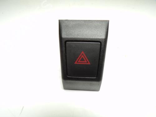 Used Warning switch Warning switch CUPRA LEON Sportstourer (KL8, KU8, KUD) [2020-2026] 13810235 13810235