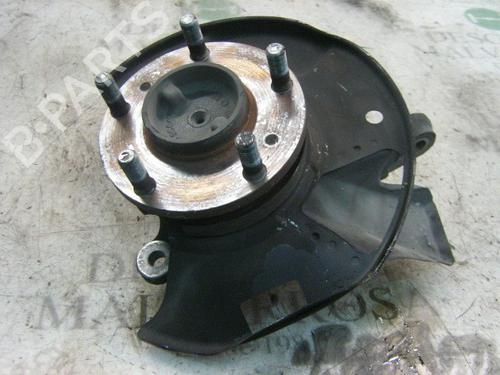 Used Left front steering knuckle NISSAN VANETTE CARGO Van (HC 23) [1994-2002]  3756222