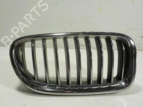 Front grille BMW 5 Touring (F11) 520 d xDrive (184 hp) 51137412324