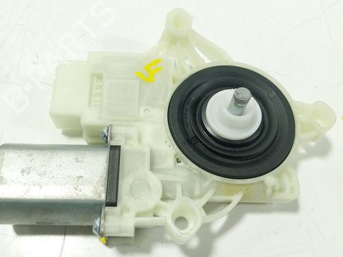 Used Right rear window motor BMW X5 (G05, F95) xDrive 40 d Mild-Hybrid (352 hp) 30361314