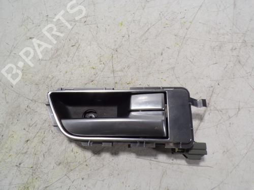 Used Rear right interior door handle Rear right interior door handle LAND ROVER DISCOVERY IV (L319) 3.0 TD 4x4 (245 hp) 9590991 9590991