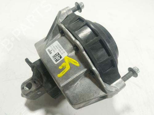 Used Engine mount BMW 3 (G20, G80, G28) 330 i (258 hp) 24230826