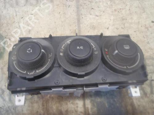 Used Climate control Climate control PEUGEOT 308 I (4A_, 4C_) 1.6 16V (120 hp) 3814308 3814308