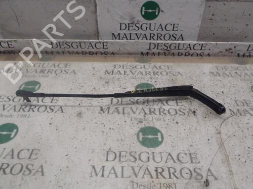 Used Front windshield wiper arm Front windshield wiper arm VW TOURAN (1T1, 1T2) 2.0 TDI 16V (140 hp) 3817109 3817109