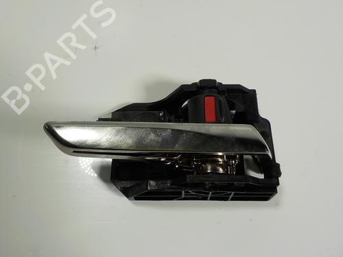 front-right-interior-door-handle-mazda-3-hatchback-bp-20-skyactiv-g-m-hybrid-bcjhv8392rh-2018-11191917 main image
