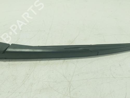 rear-windshield-wiper-arm-toyota-yaris-cross-mxp_-2020-32158356 main image