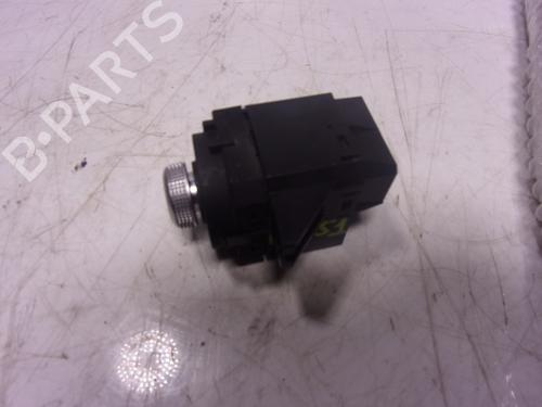Switch AUDI Q2 (GAB, GAG) 30 TDI | BP15522832I30 