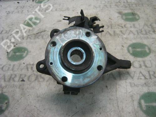Achsschenkel links vorne für CITROËN XSARA (N1) 1.6 i (88 hp) 3736820