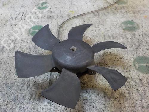 Used Radiator fan NISSAN PRIMERA (P12) 2.2 Di (126 hp) 3851060