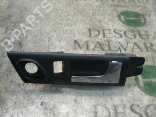 Højre bagtil invendig håndtag Højre bagtil invendig håndtag AUDI A6 C4 (4A2) 2.5 TDI (140 hp) 3765921 3765921