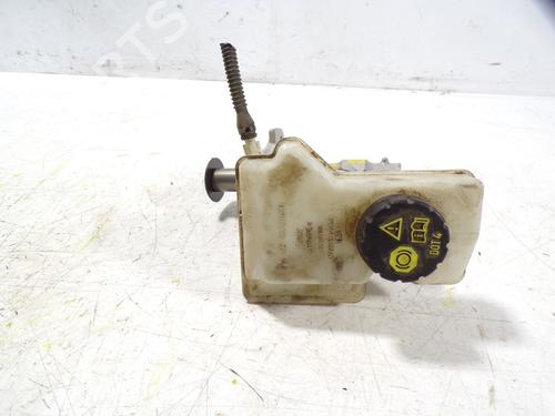Used Brake master cylinder SEAT ARONA (KJ7, KJP) [2017-2025]  8257652