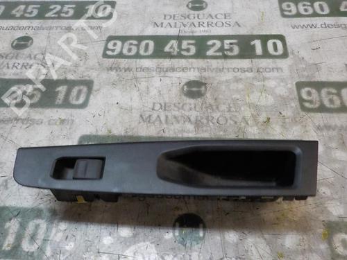 Used Left rear window switch Left rear window switch TOYOTA YARIS (_P13_) [2010-2020] 3860586 3860586