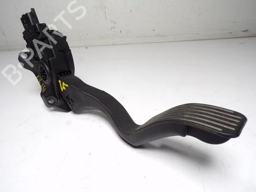 Used Pedal Pedal PEUGEOT 2008 I (CU_) 1.5 BlueHDI 100 (102 hp) 14362808 14362808
