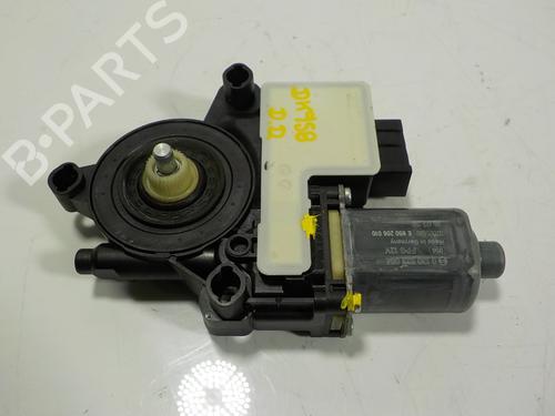 Used Right front window motor Right front window motor SEAT ARONA (KJ7, KJP) 1.0 TSI (95 hp) 13411398 13411398