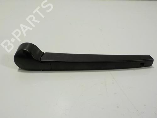 Used Rear windshield wiper arm Rear windshield wiper arm 13318804 13318804