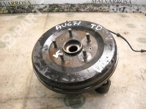 right-rear-steering-knuckle-land-rover-freelander-i-l314-20-di-4x4-1998-1999-2000-2001-2002-2003-2004-2005-2006-3740717 main image