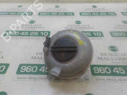 Expansion tank SEAT LEON ST (5F8) 1.6 TDI 5Q0121407G | 5Q0121407A
