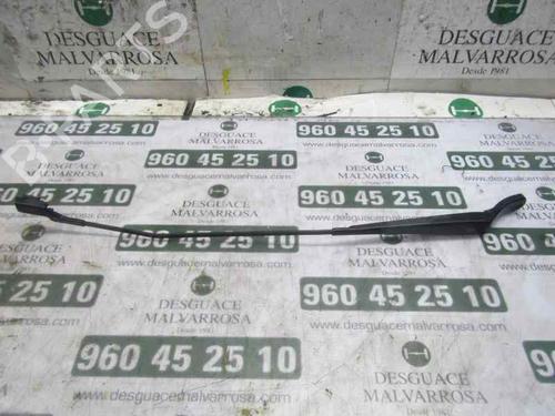 Used Front windshield wiper arm Front windshield wiper arm PEUGEOT PARTNER Box Body/MPV (5_, G_) 1.6 HDi 75 (75 hp) 3859485 3859485